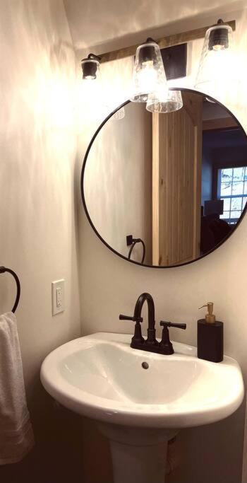 Luxe Retreat - June Sale! - Easy Drive - Xl Swim Spa - Award Winning! Sevierville Bagian luar foto